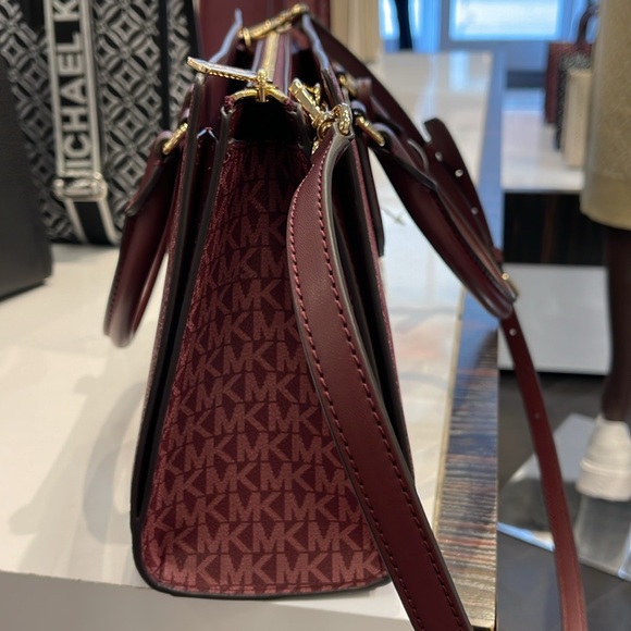 Michael Kors Sheila Medium Signature Logo and Metallic Satchel Crossbody CZ NWT - Picture 6 of 16